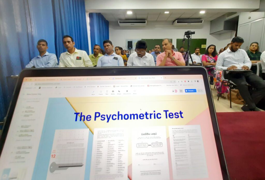 CCGA Trains Career Counsellors